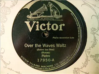 small_victor 17950 a.webp